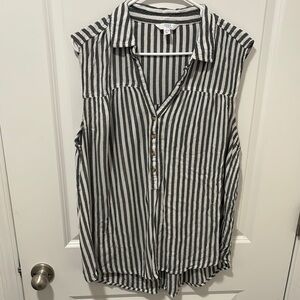 Time and Tru Black and White Striped Sleeveless Blouse